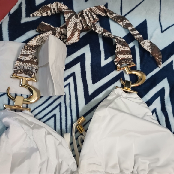 Beach Bunny NWT gold white xl swimsuit - Picture 2 of 11